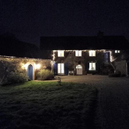 Le Parfum Des Fleurs Bed & Breakfast Plussulien Exterior foto