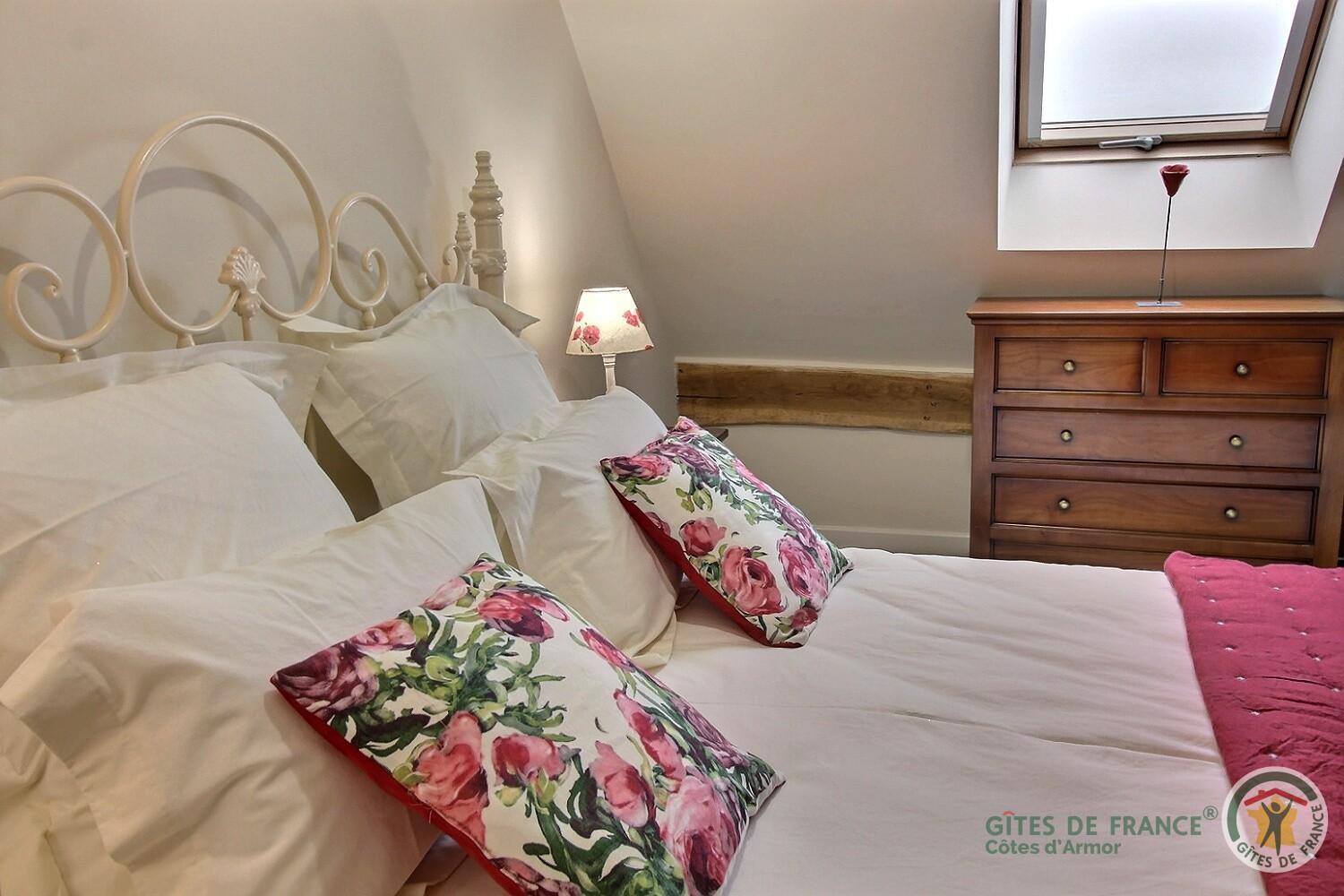Le Parfum Des Fleurs Bed & Breakfast Plussulien Exterior foto