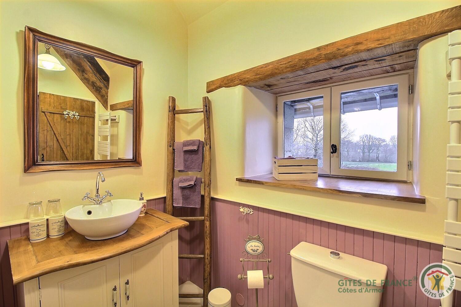 Le Parfum Des Fleurs Bed & Breakfast Plussulien Exterior foto