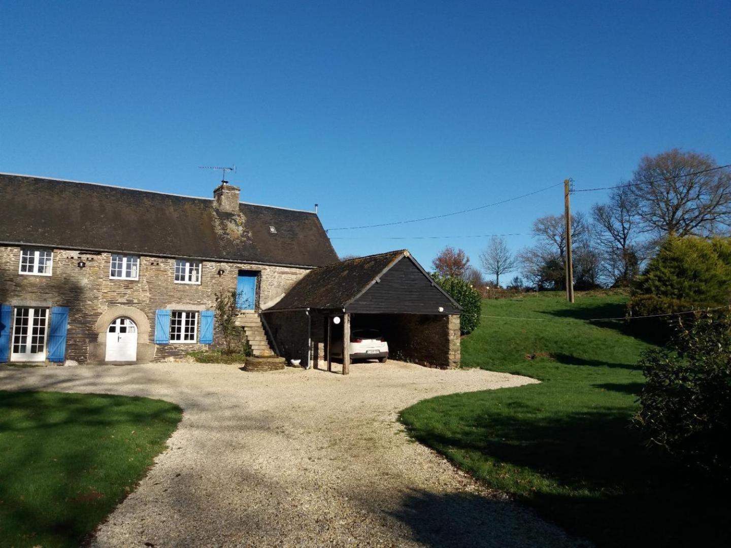 Le Parfum Des Fleurs Bed & Breakfast Plussulien Exterior foto