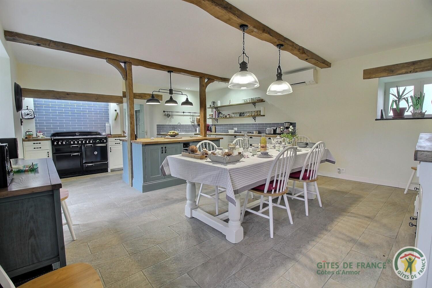 Le Parfum Des Fleurs Bed & Breakfast Plussulien Exterior foto