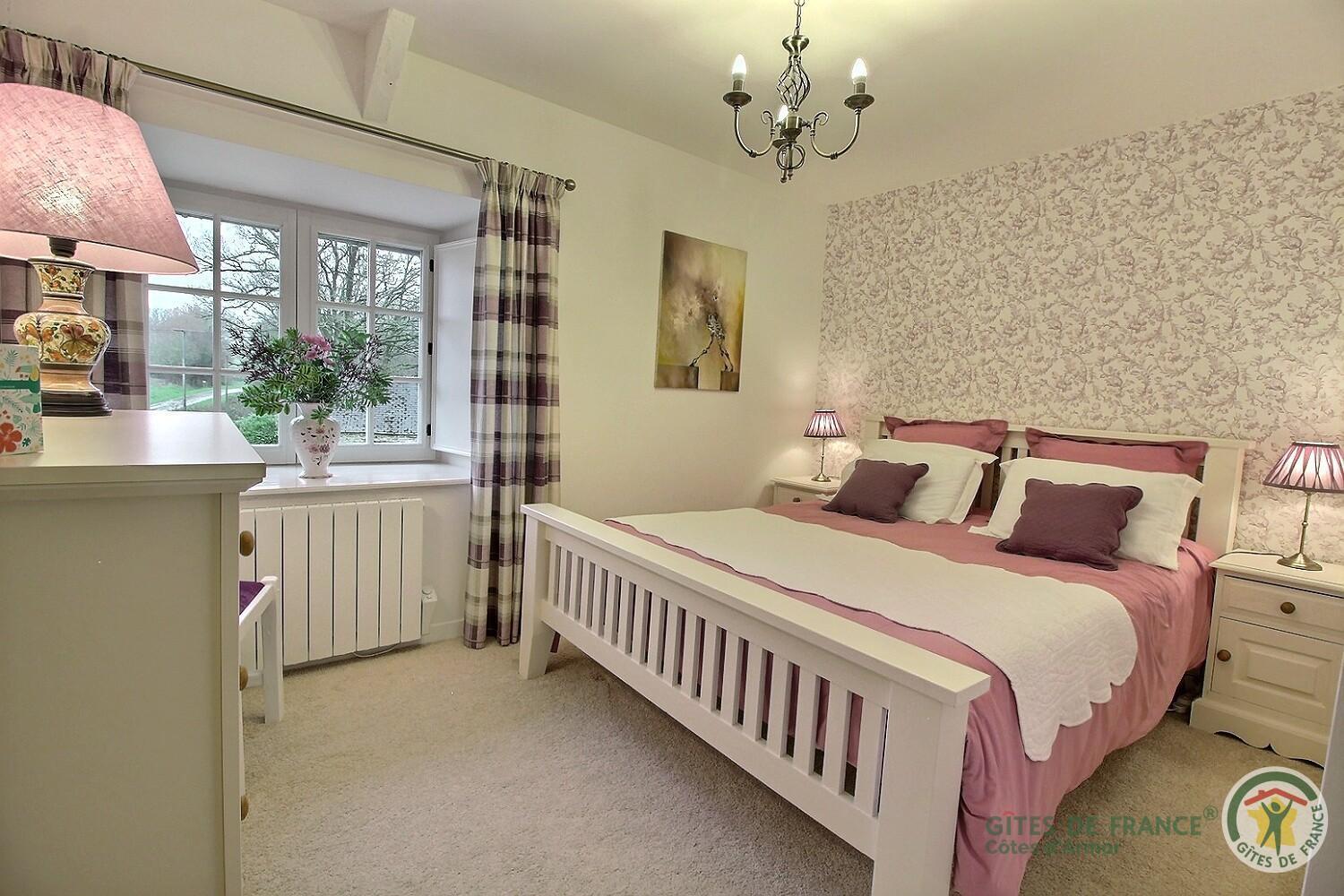 Le Parfum Des Fleurs Bed & Breakfast Plussulien Exterior foto
